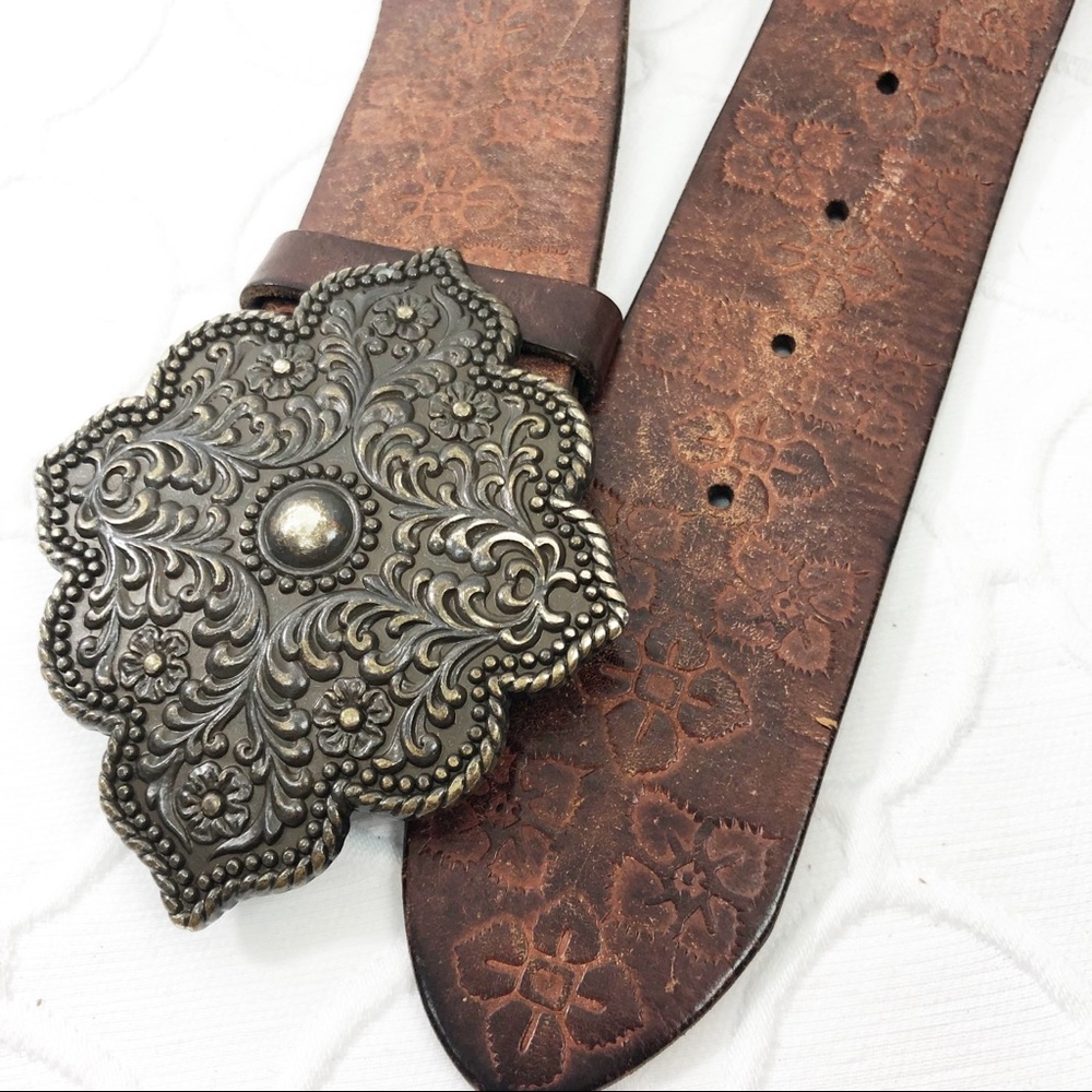 Vintage Leather Belt Floral Embossed M/L